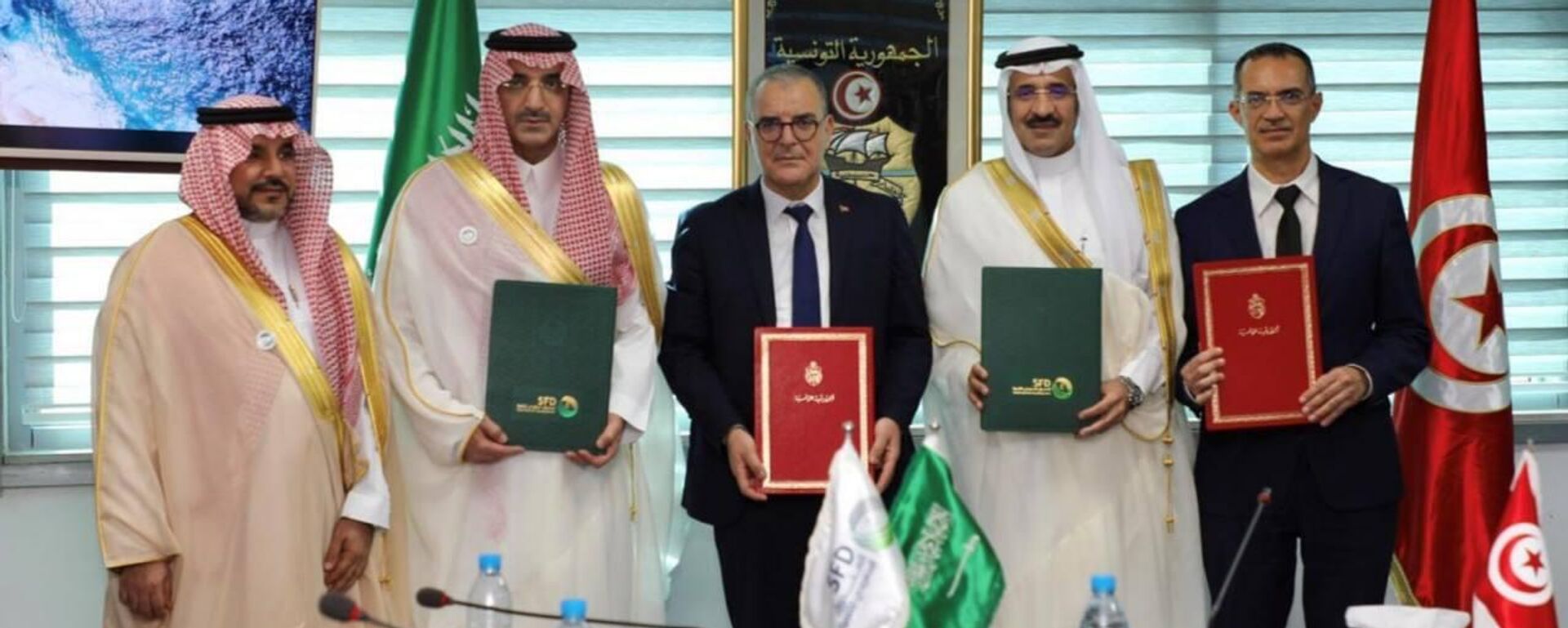  وزير الصحة في الجمهورية التونسية السيد مصطفى الفرجاني، والرئيس التنفيذي لـالصندوق السعودي للتنمية سلطان المرشد - سبوتنيك عربي, 1920, 30.06.2025