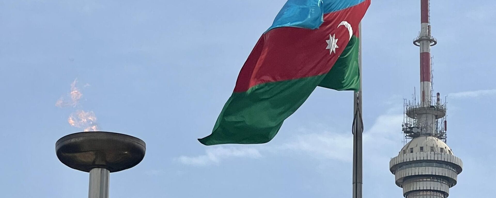 علم أذربيجان  - سبوتنيك عربي, 1920, 01.07.2025