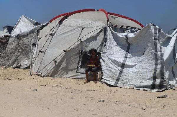 ميناء غزة يتحول من مكان للفرح والترفيه إلى ملاذ للنازحين الفارين من الموت - سبوتنيك عربي