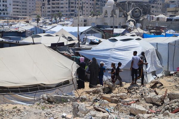 ميناء غزة يتحول من مكان للفرح والترفيه إلى ملاذ للنازحين الفارين من الموت - سبوتنيك عربي