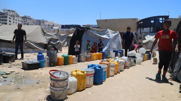 ميناء غزة يتحول من مكان للفرح والترفيه إلى ملاذ للنازحين الفارين من الموت - سبوتنيك عربي