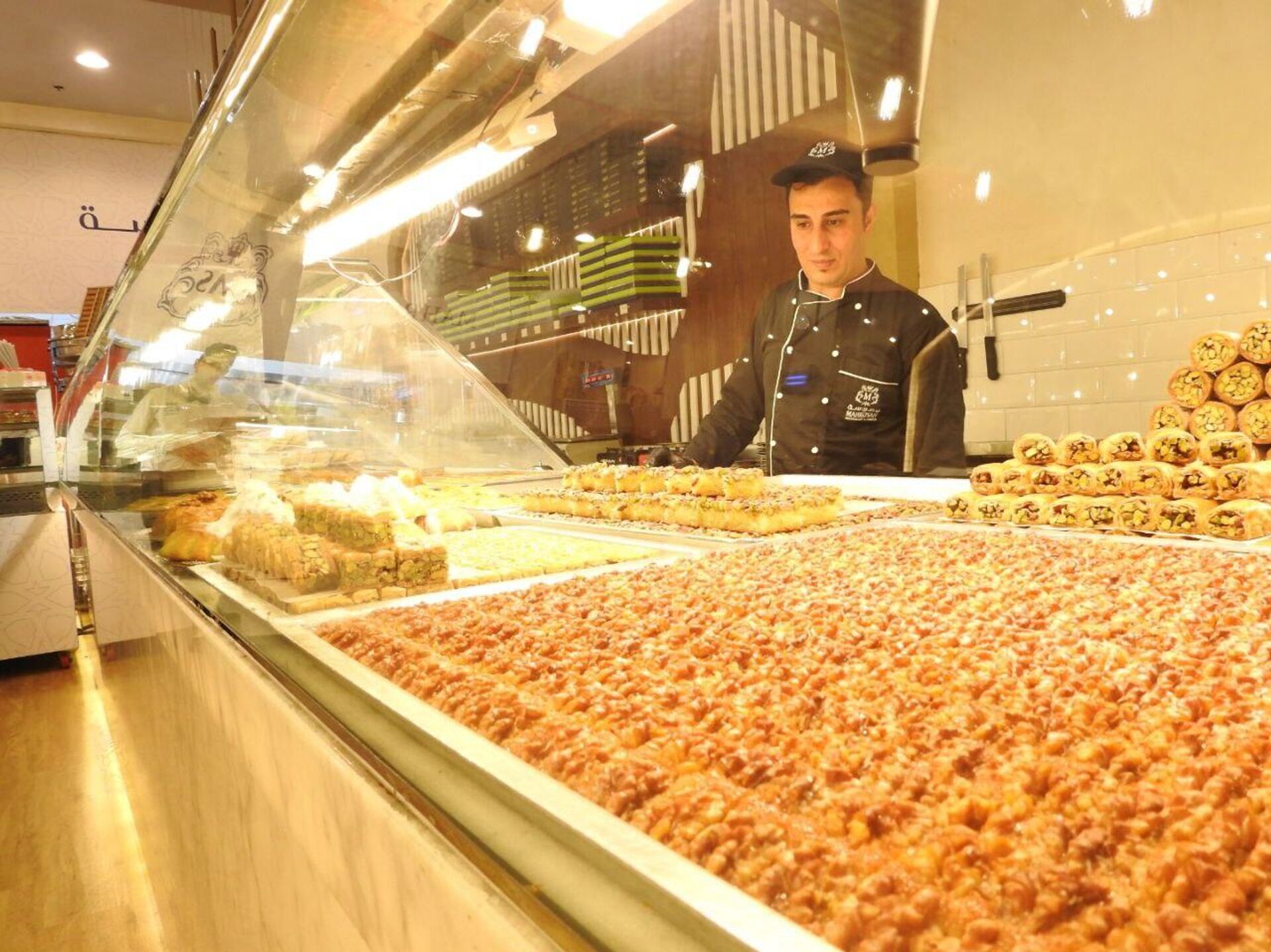 الحلويات السورية تسجل حضوراً قوياً في الإمارات - سبوتنيك عربي, 1920, 03.07.2025