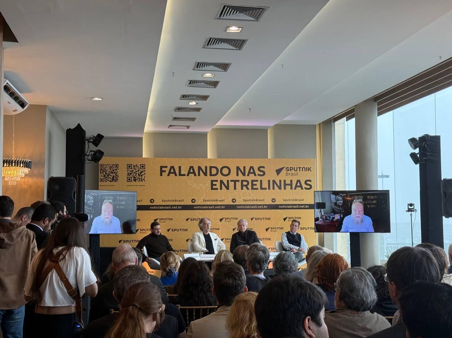 سبوتنيك البرازيل تحتفل بعيدها العاشر وتعلن إطلاق بث إذاعي على مدار 24 ساعة بالبرتغالية  - سبوتنيك عربي, 1920, 03.07.2025