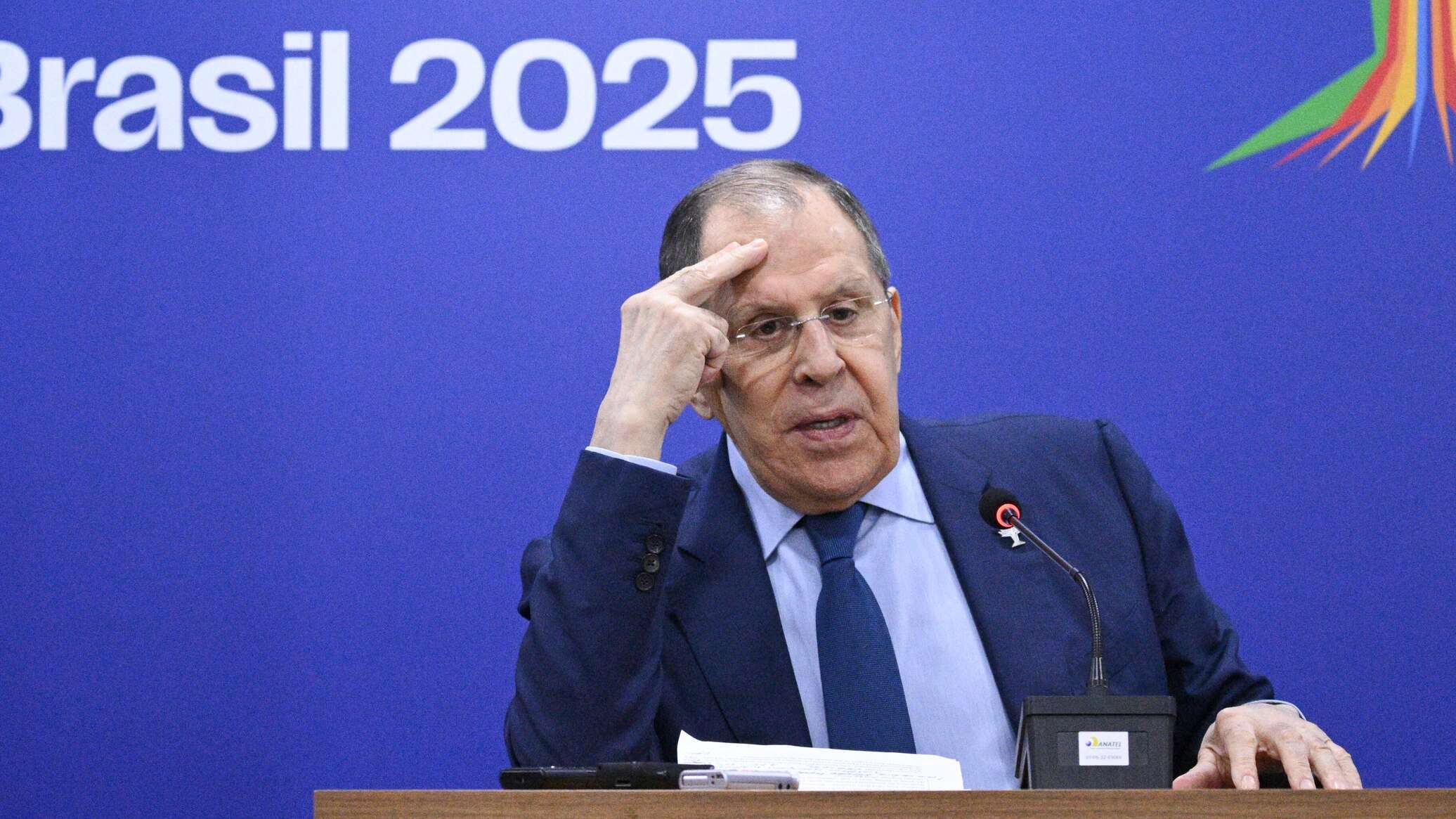 لافروف: روسيا عرضت تصدير الفائض من اليورانيوم المخصب الإيراني