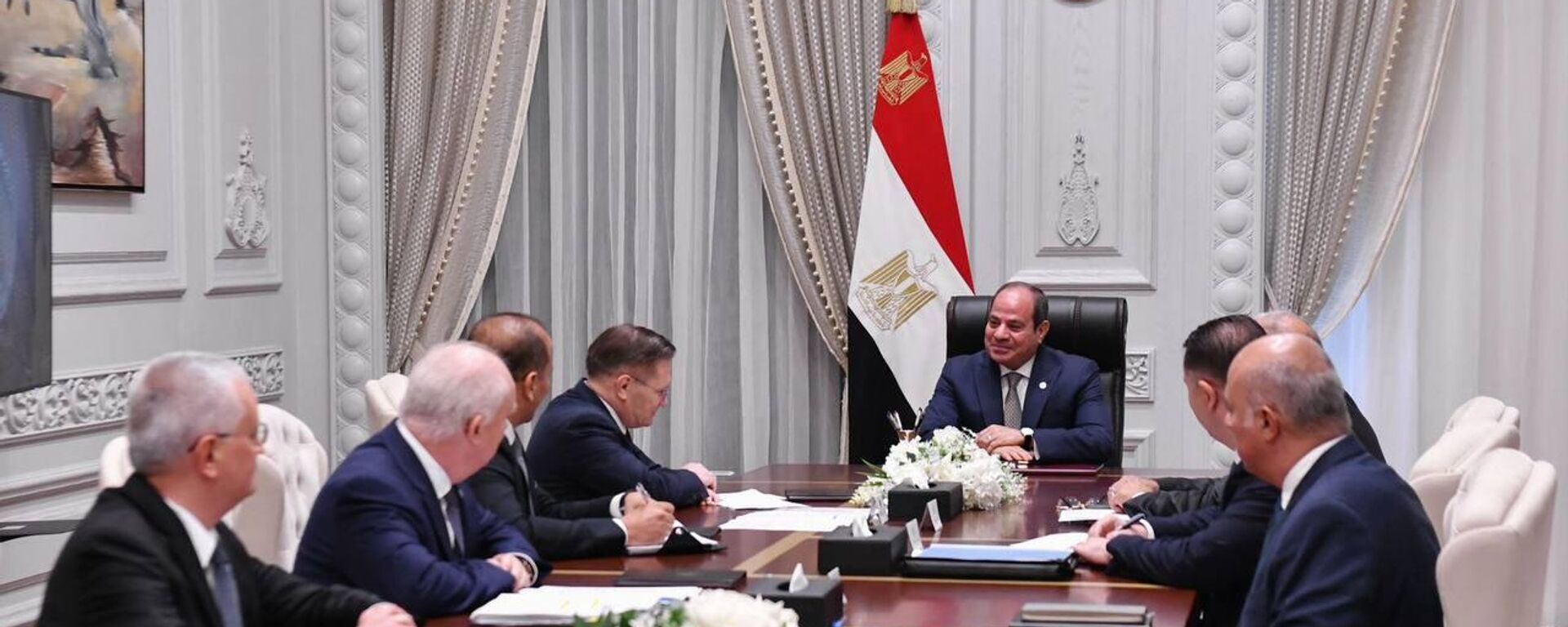 الرئيس المصري عبد الفتاح السيسي يستقبل أليكسي ليخاتشوف المدير العام لهيئة الدولة للطاقة النووية روسأتوم الروسية - سبوتنيك عربي, 1920, 08.07.2025
