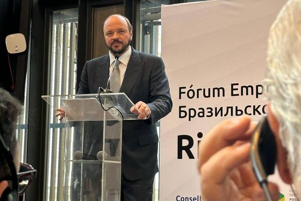 ملتقى الأعمال روسيا والبرازيل على هامش قمة بريكس ملتقى الأعمال روسيا والبرازيل على هامش قمة بريكس - سبوتنيك عربي