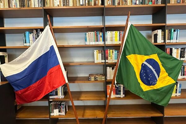 "ملتقى الأعمال روسيا والبرازيل" على هامش قمة "بريكس" "ملتقى الأعمال روسيا والبرازيل" على هامش قمة "بريكس" - سبوتنيك عربي