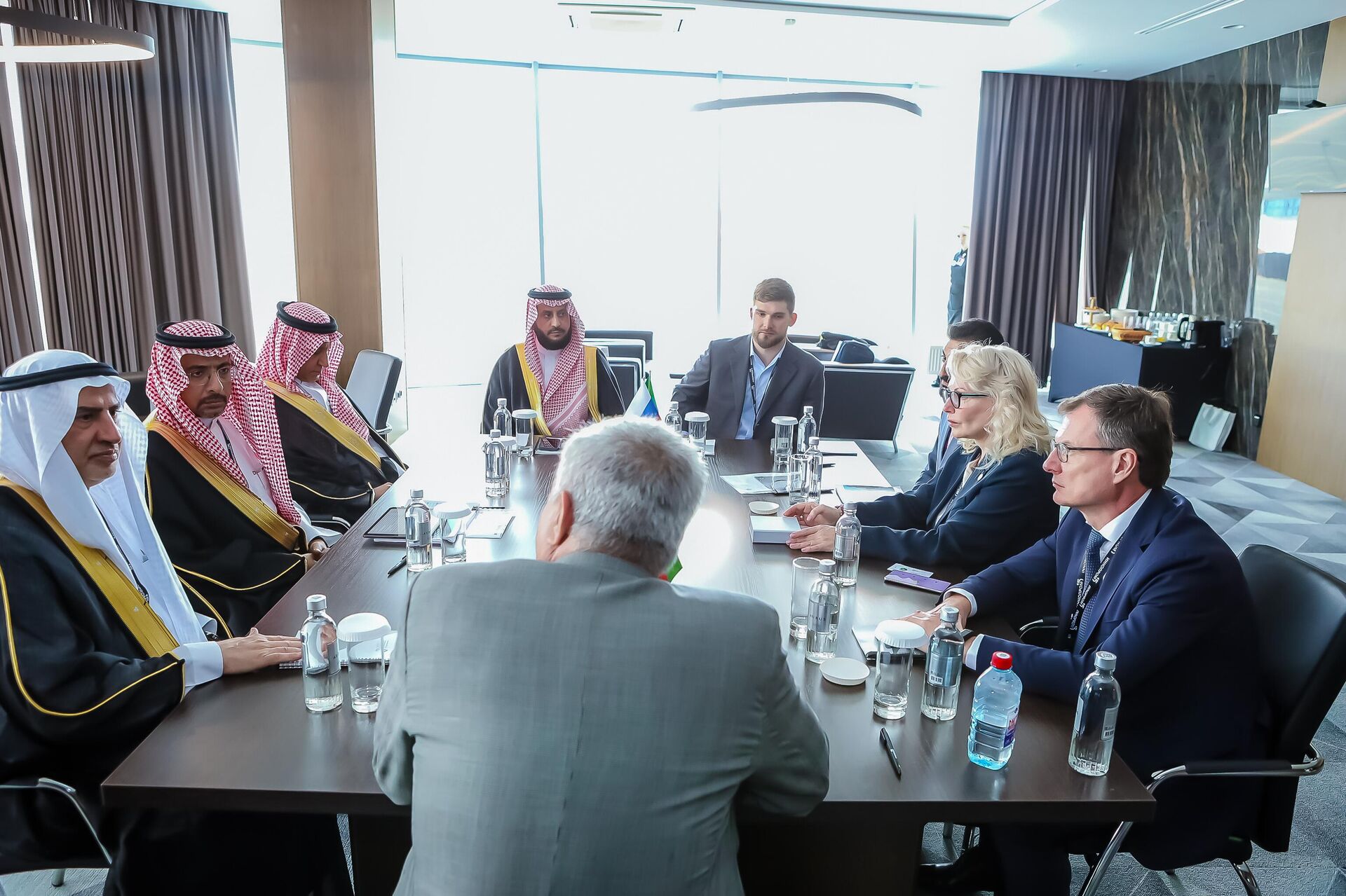 وزير الصناعة السعودي يبحث مع كبرى الشركات الروسية تعزيز التعاون في مجالي الصناعة والتعدين - سبوتنيك عربي, 1920, 11.07.2025