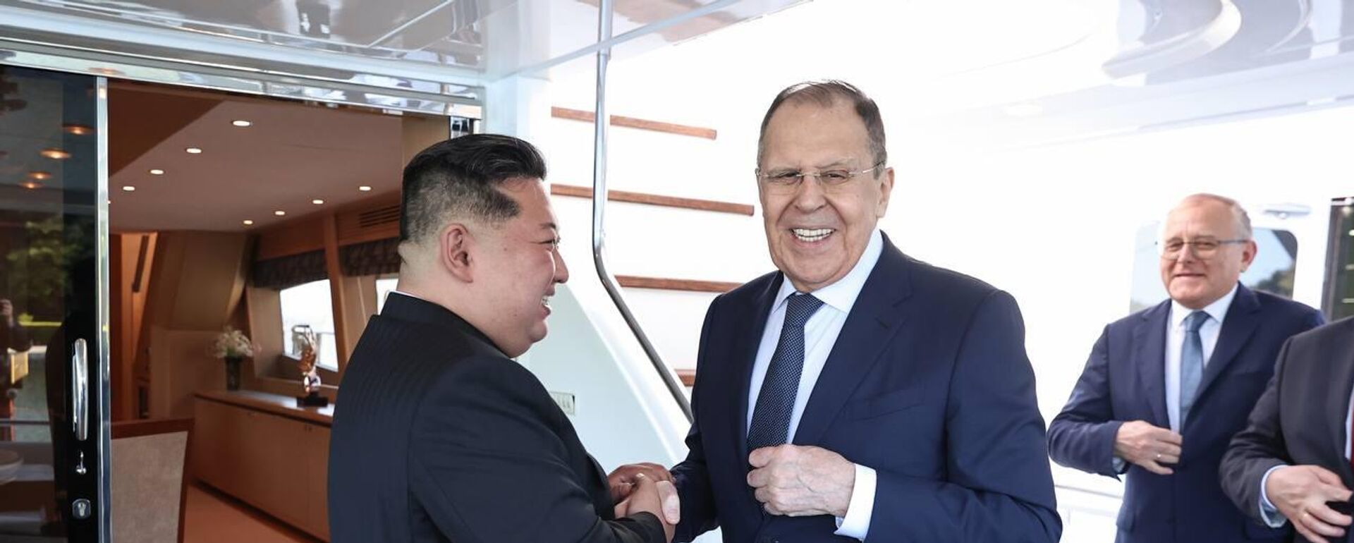 لافروف يلتقي كيم جونغ أون خلال زيارته إلى بيونغ يانغ - سبوتنيك عربي, 1920, 13.07.2025