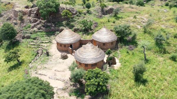 منظر لأكواخ مجمع &quot;داي-غيد-بي&quot; الأثري في الكاميرون، يدرج ضمن قائمة اليونسكو للتراث العالمي. - سبوتنيك عربي