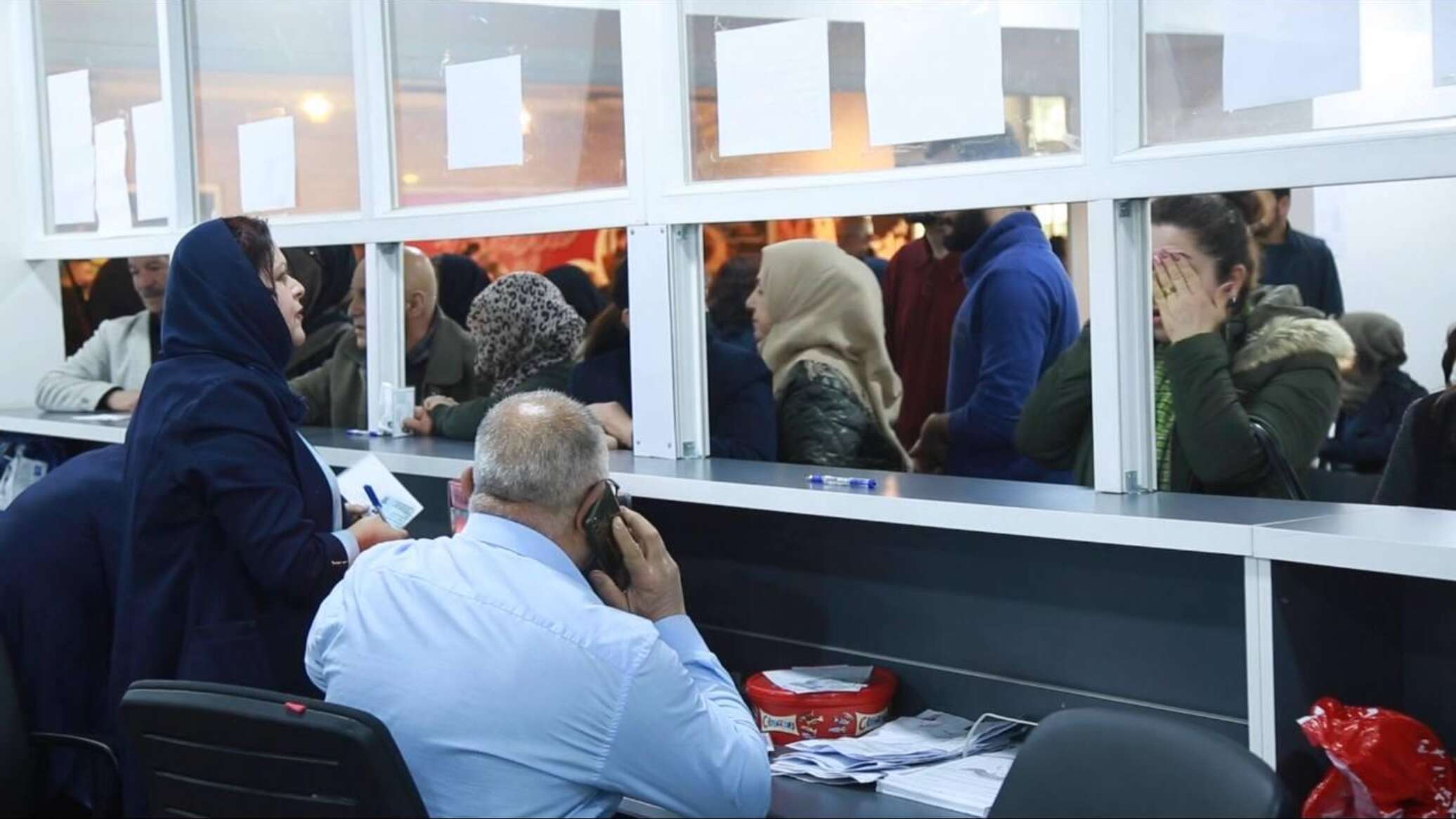 بين بغداد وأربيل... أزمة "الرواتب" تضرب موظفي كردستان العراق