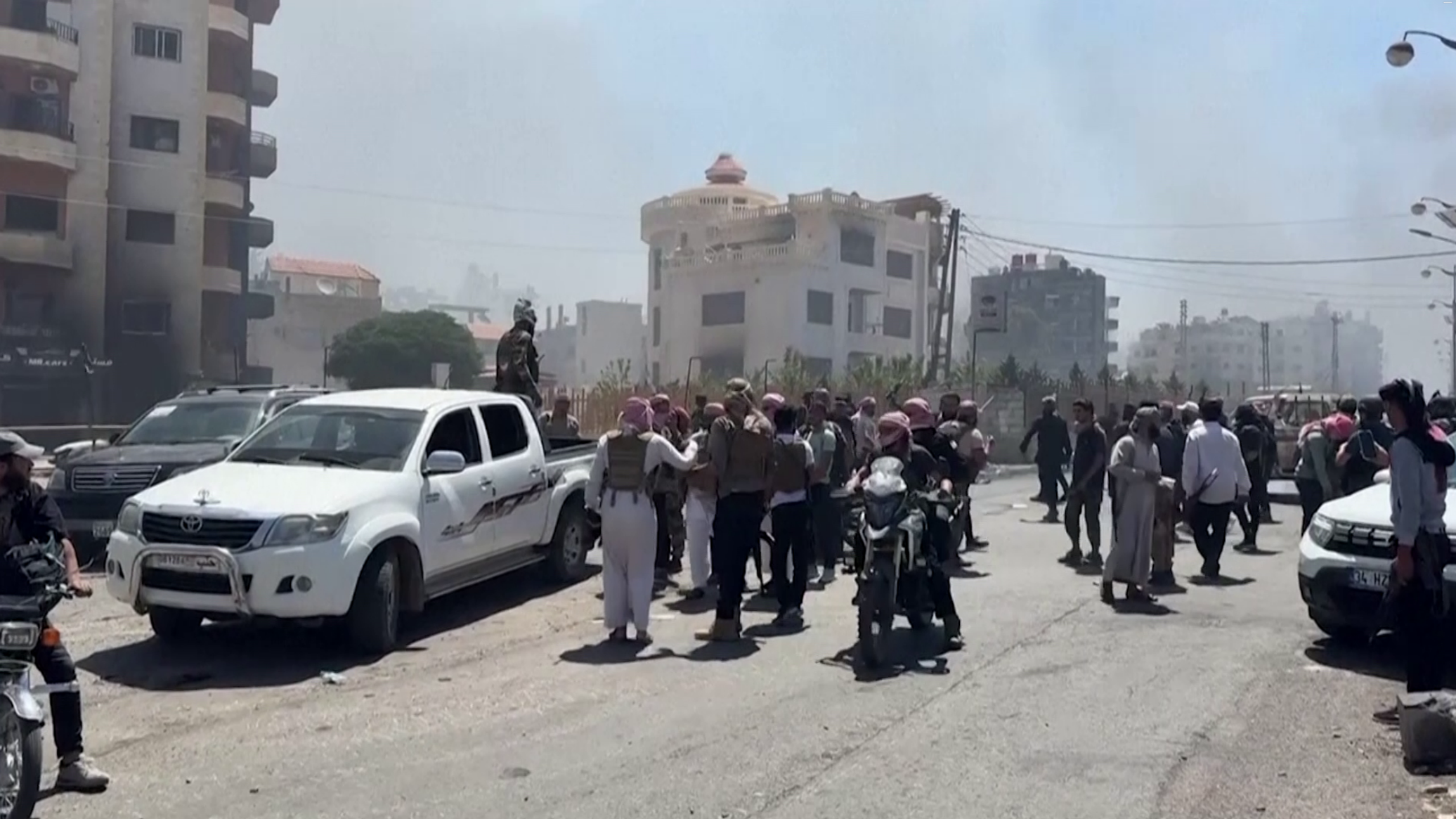 أزمة السويداء "تكسر الجغرافيا".. والعراق يراقب "حدود النار"
