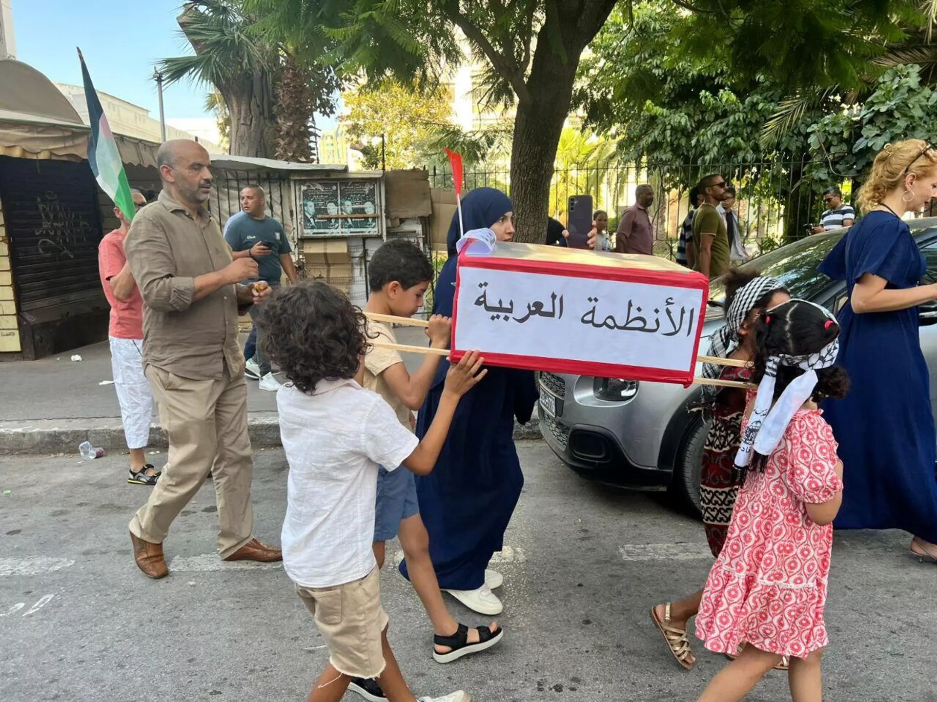 تونس تنتفض لأجل غزة.. مسيرة حاشدة تندد بالحرب والتجويع وتدعو لكسر الصمت الدولي تونس تنتفض لأجل غزة.. مسيرة حاشدة تندد بالحرب والتجويع وتدعو لكسر الصمت الدولي - سبوتنيك عربي, 1920, 20.07.2025