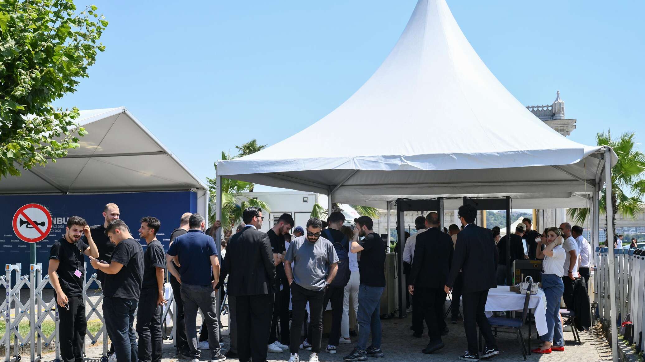 بث مباشر... الوفد الروسي يصل إلى إسطنبول لإجراء جولة جديدة من المفاوضات مع أوكرانيا