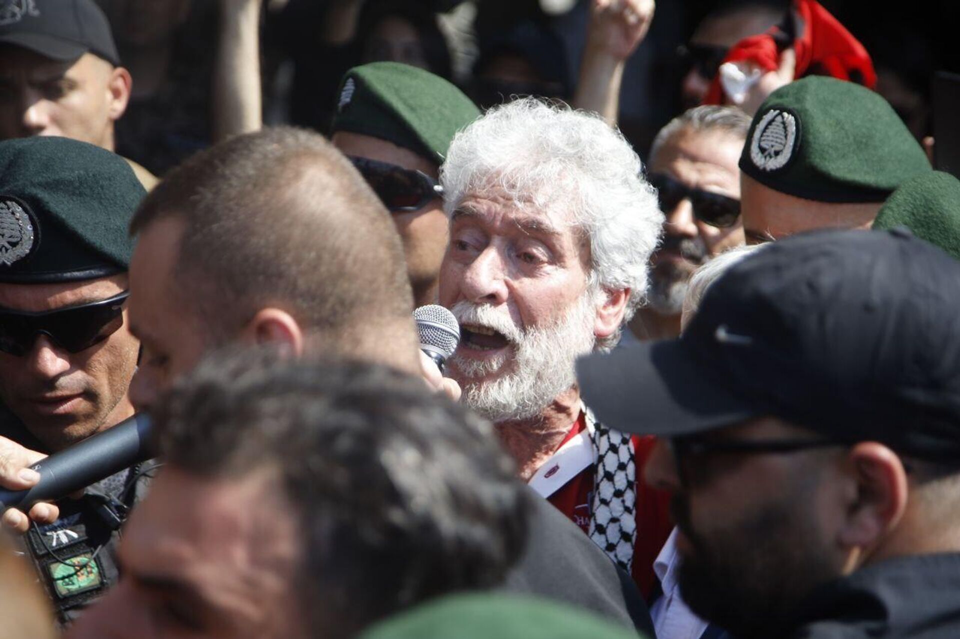 وصول الناشط السياسي اللبناني جورج عبد الله إلى بلاده بعد 40 عاما من السجن  - سبوتنيك عربي, 1920, 25.07.2025