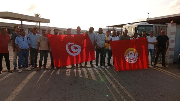تونس: شلل في قطاع النقل العمومي بسبب إضراب عام - سبوتنيك عربي