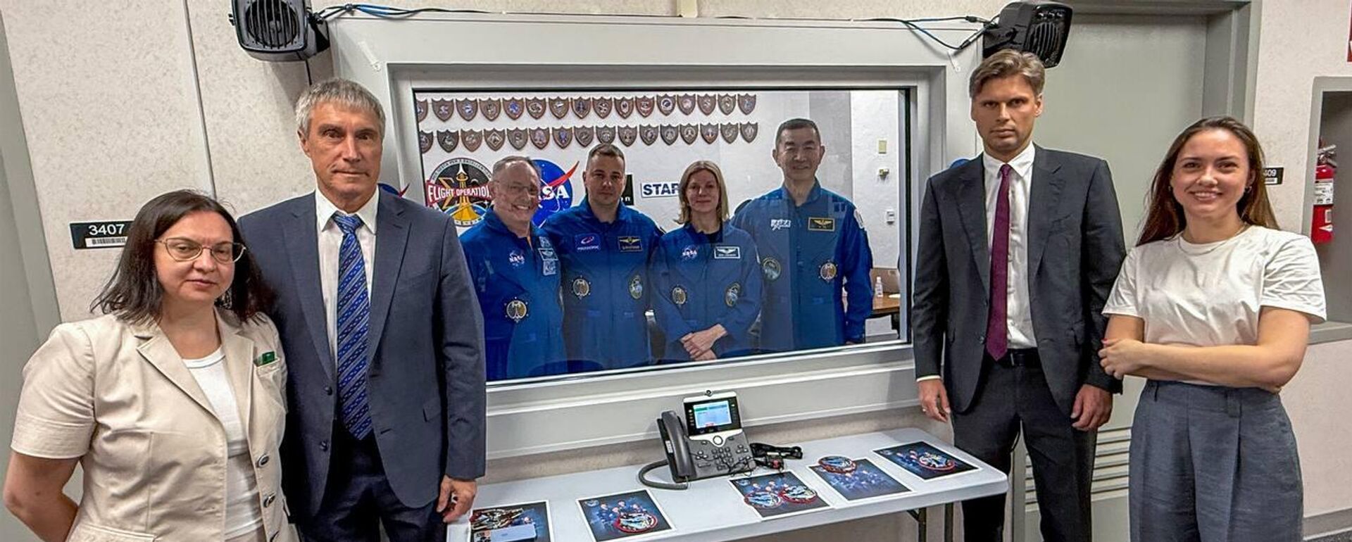 المدير العام لـروسكوسموس يلتقي بطاقم كرو دراغون في أمريكا. - سبوتنيك عربي, 1920, 02.08.2025