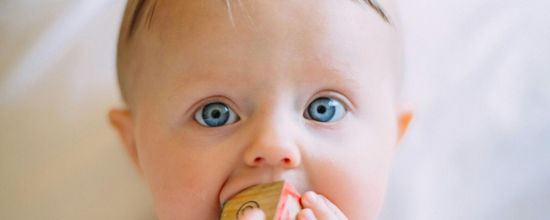 طفل - سبوتنيك عربي, 1920, 01.10.2025