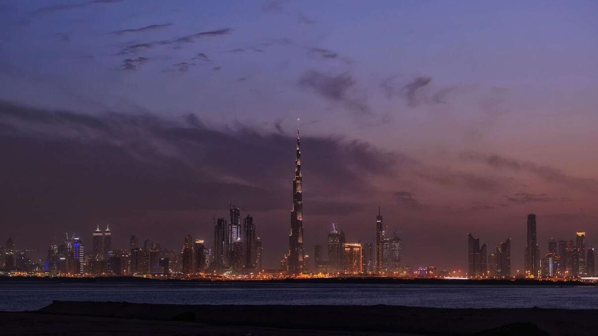 إسرائيل تهيب بمواطنيها المتواجدين في الإمارات توخي الحذر "لدواع أمنية"