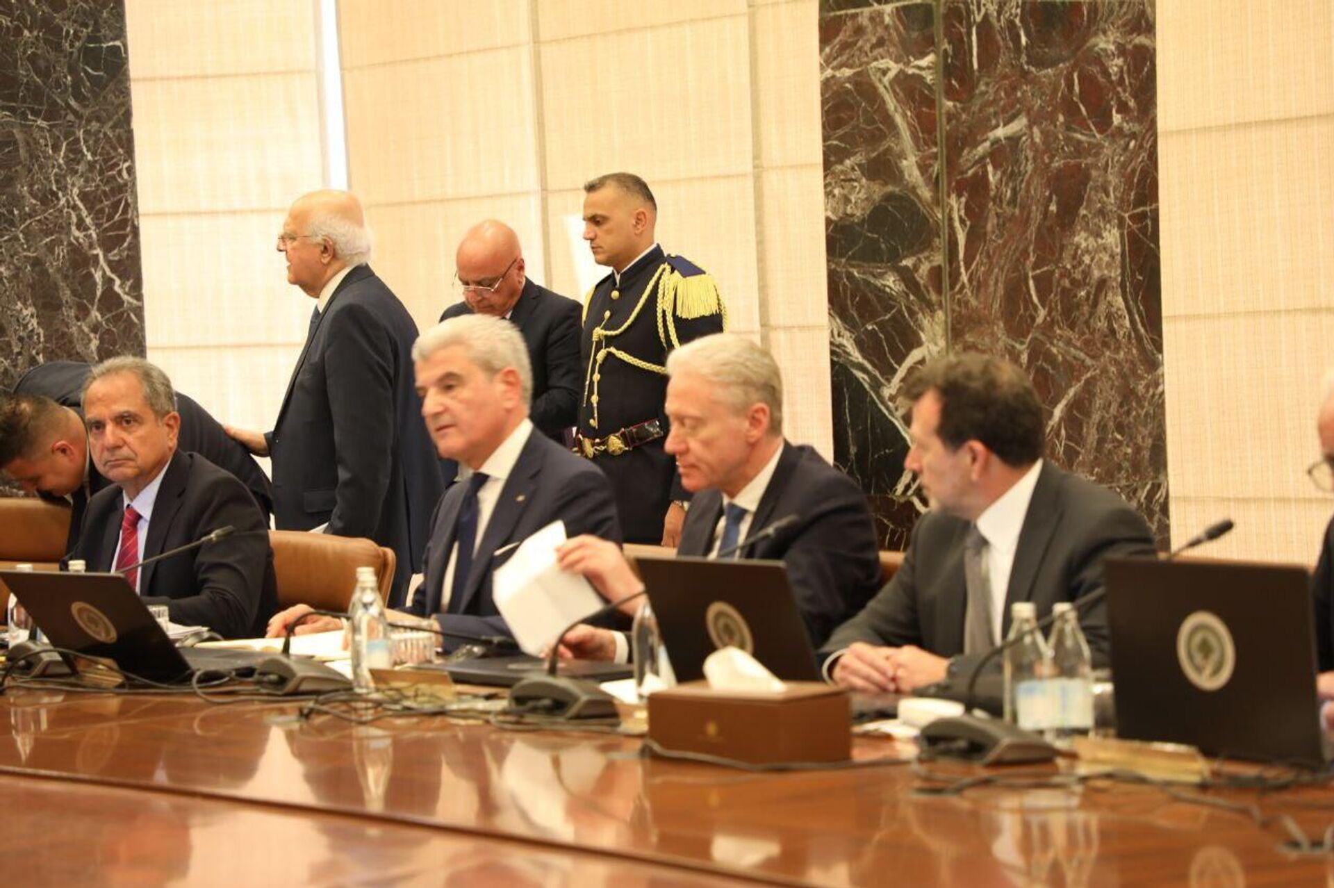 انطلاق جلسة مجلس الوزراء اللبناني برئاسة عون في بعبدا... وحصرية السلاح أبرز البنود - سبوتنيك عربي, 1920, 05.08.2025