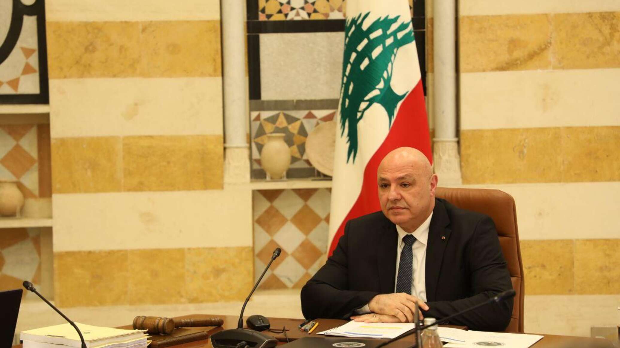 عون يدعو الولايات المتحدة للضغط على إسرائيل للانسحاب من جنوب لبنان