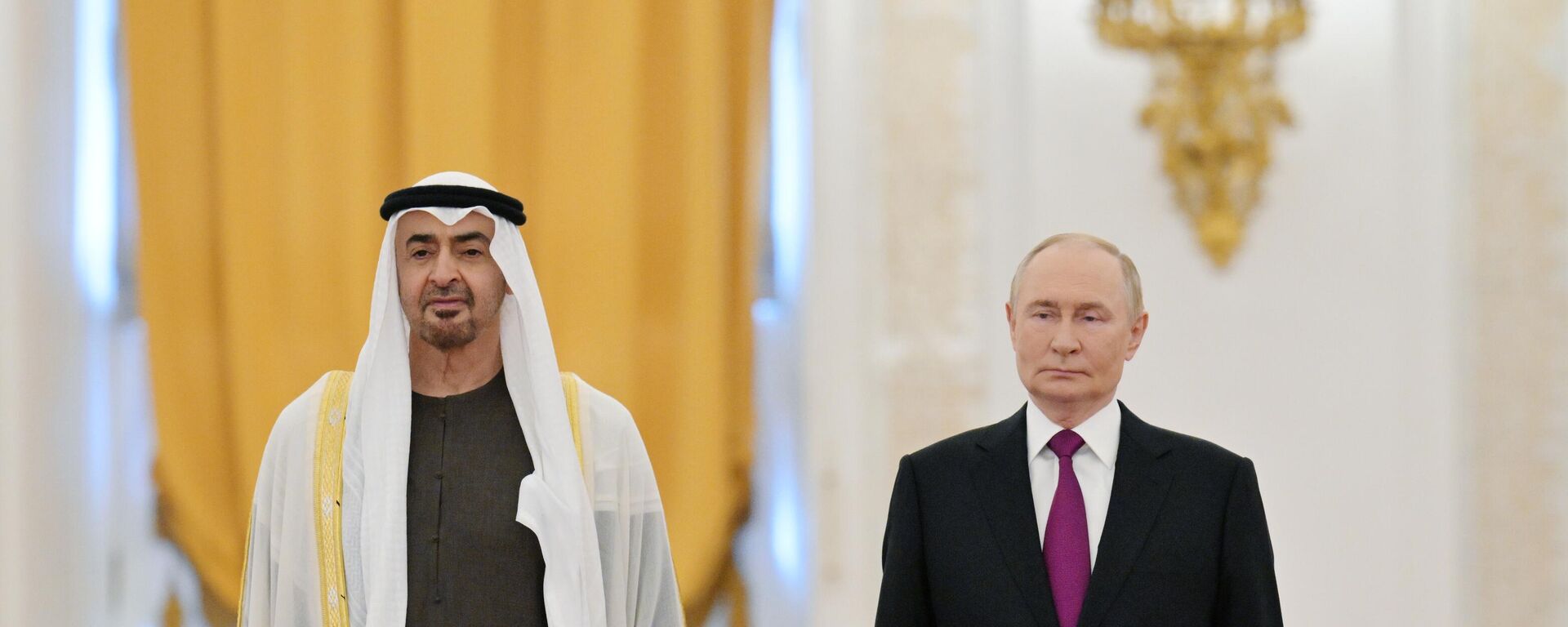 الرئيس الروسي فلاديمير بوتن ورئيس دولة الإمارات العربية المتحدة محمد بن زايد آل نهيان - سبوتنيك عربي, 1920, 25.01.2026