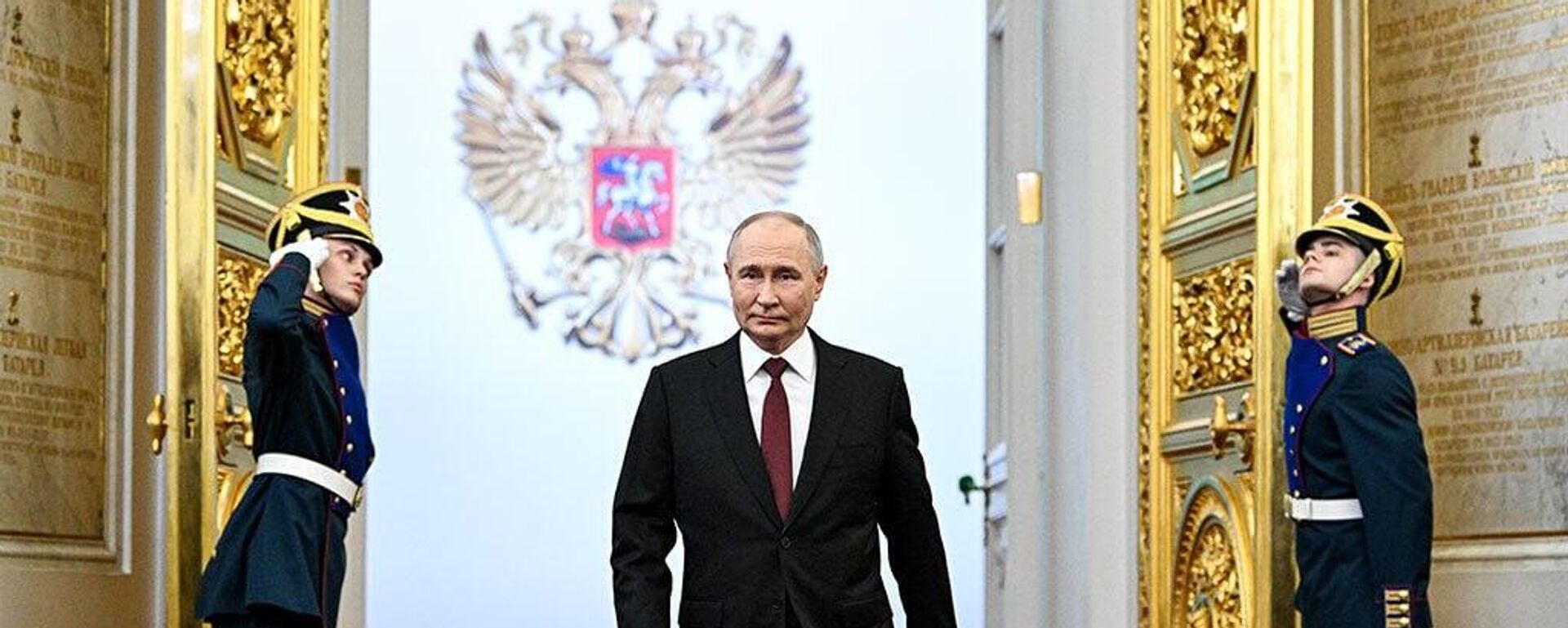 بوتين يلتقي مستشار الأمن القومي لرئيس الوزراء الهندي - سبوتنيك عربي, 1920, 07.08.2025