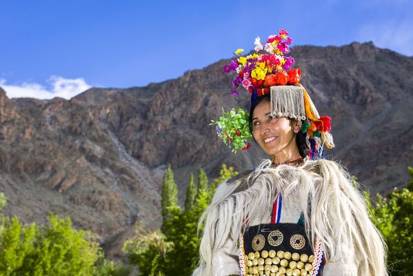 امرأة من قبيلة بروكبا بالزي التقليدين وكشمير، الهند. - سبوتنيك عربي