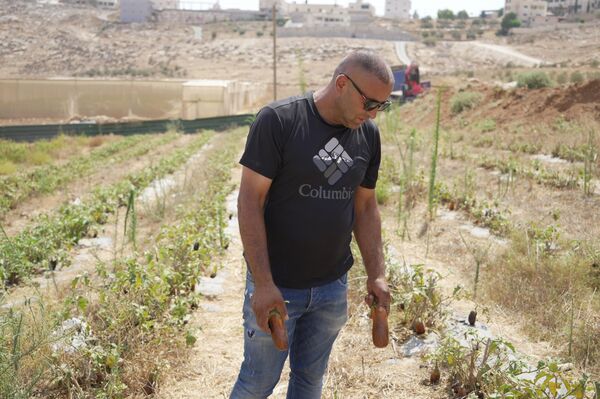 تدمير الآبار والينابيع وتعطيش السكان جنوبي الضفة الغربية   - سبوتنيك عربي