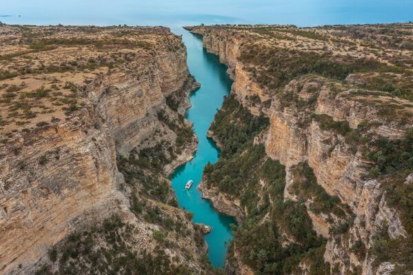 خزان تشيركي على نهر سولاك في داغستان، أحد أكبر الخزانات في شمال القوقاز. - سبوتنيك عربي