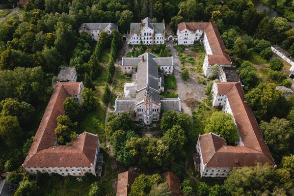 مستشفى ألينبرغ المهجور للأمراض النفسية في مقاطعة كالينينغراد. - سبوتنيك عربي