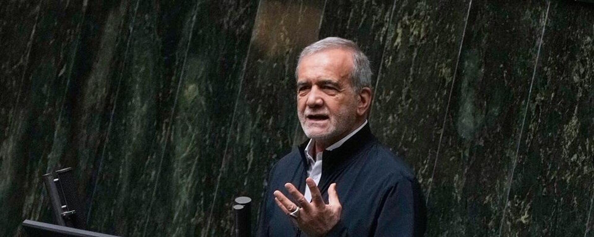 الرئيس الإيراني، مسعود بزشكيان - سبوتنيك عربي, 1920, 15.10.2025