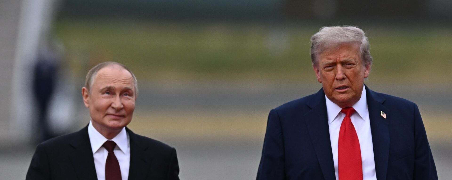 الرئيس الروسي فلاديمير بوتين، مع نظيره الأمريكي دونالد ترامب - سبوتنيك عربي, 1920, 23.10.2025