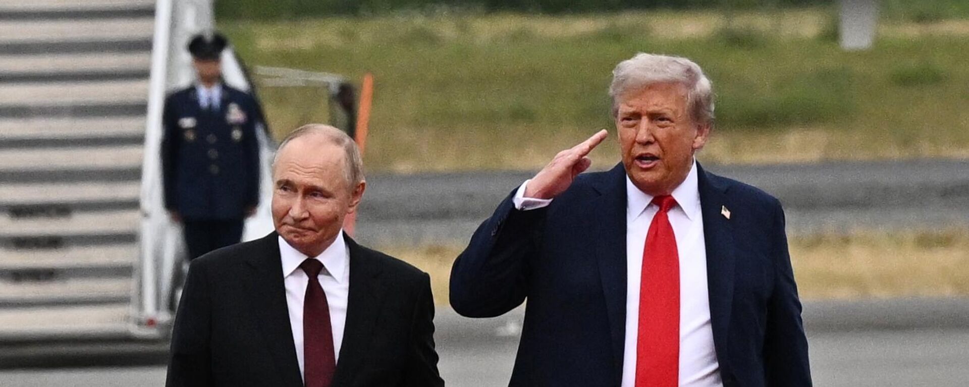 الرئيس الروسي فلاديمير بوتين، ونظيره الأمريكي دونالد ترامب - سبوتنيك عربي, 1920, 16.08.2025