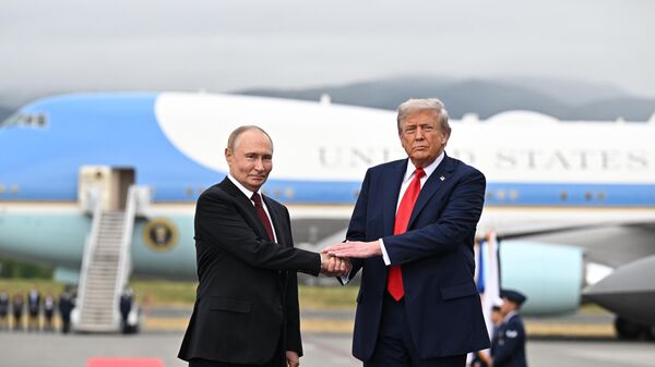 اجتماع رئيسي روسيا والولايات المتحدة في ألاسكا - سبوتنيك عربي