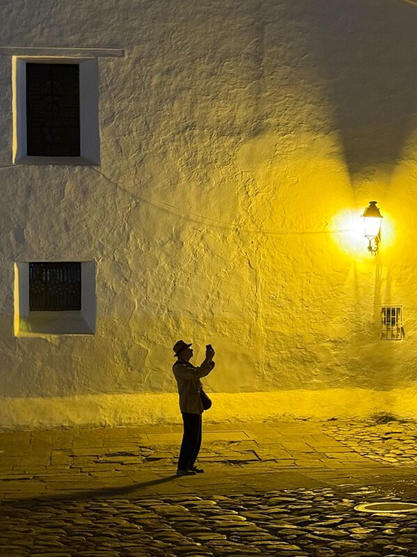 الصورة الفائزة بالجائزة الكبرى، مسافر ليلي في كولومبيا. - سبوتنيك عربي