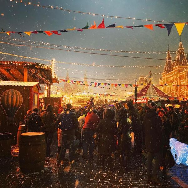 صورة لاحتفالات في الساحة الحمراء بالعاصمة موسكو، روسيا. - سبوتنيك عربي