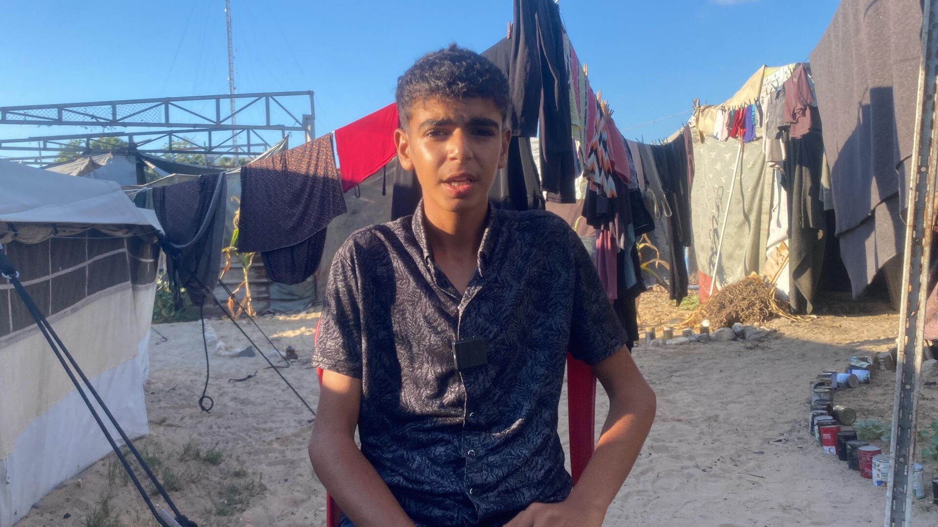 أطفال غزة يتحملون العمل الشاق في ظل التجويع والحرب   - سبوتنيك عربي, 1920, 18.08.2025