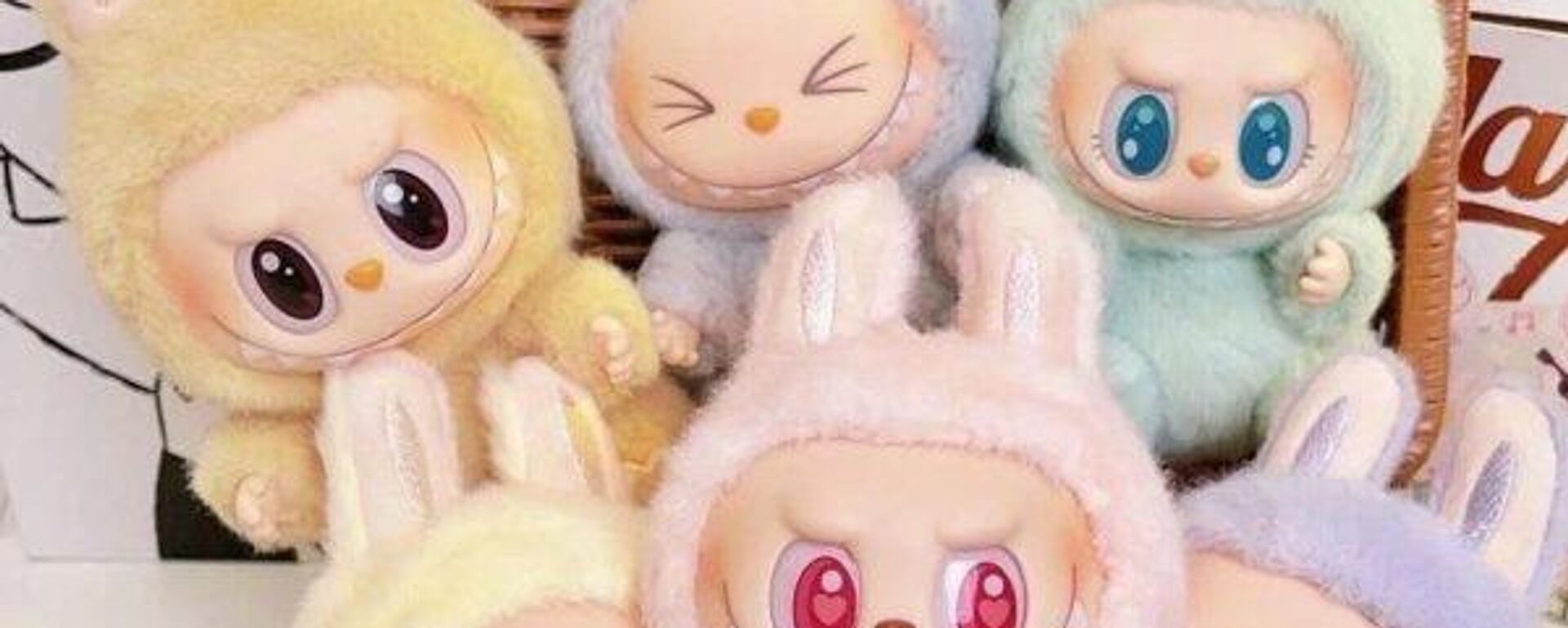 امرأة هندية تعبد دمية لابوبو كإله صيني - سبوتنيك عربي, 1920, 18.08.2025