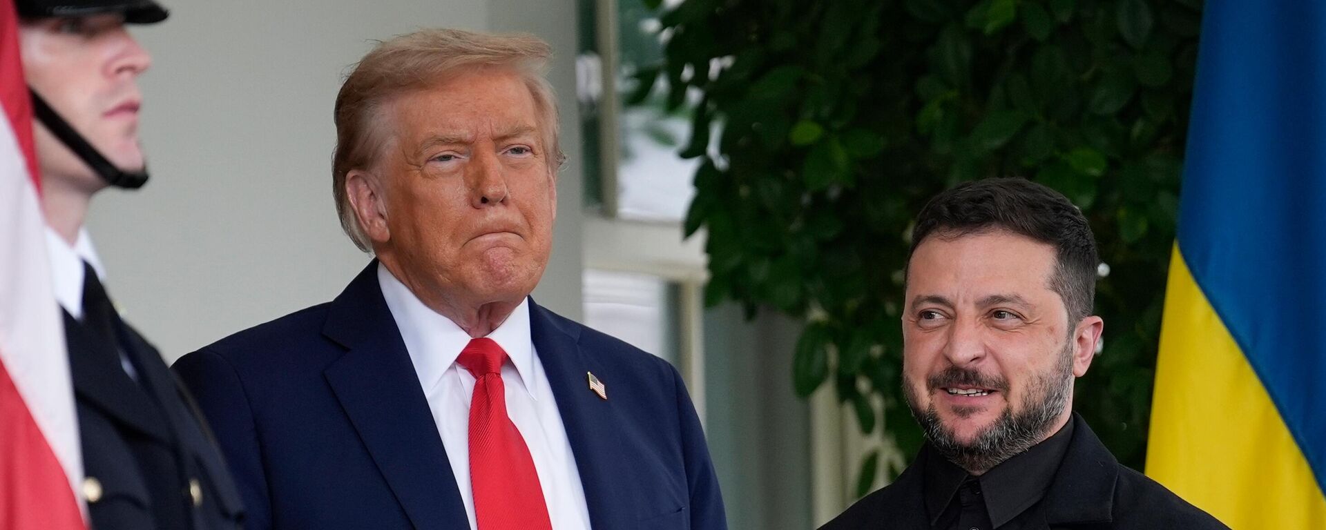 الرئيس الأمريكي دونالد ترامب مع فلاديمير زيلينسكي - سبوتنيك عربي, 1920, 19.08.2025