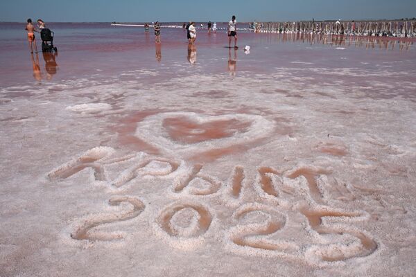 المياه المالحة تظهر في بحيرة ساسيك سيفاش. - سبوتنيك عربي