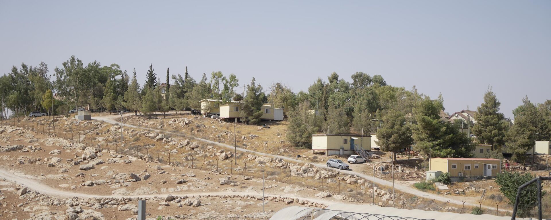 الاستيطان يلتهم التجمعات البدوية جنوبي الضفة الغربية  - سبوتنيك عربي, 1920, 16.02.2026