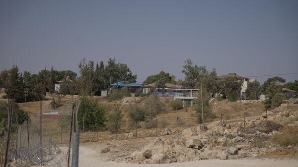 الاستيطان يلتهم التجمعات البدوية جنوبي الضفة الغربية  - سبوتنيك عربي