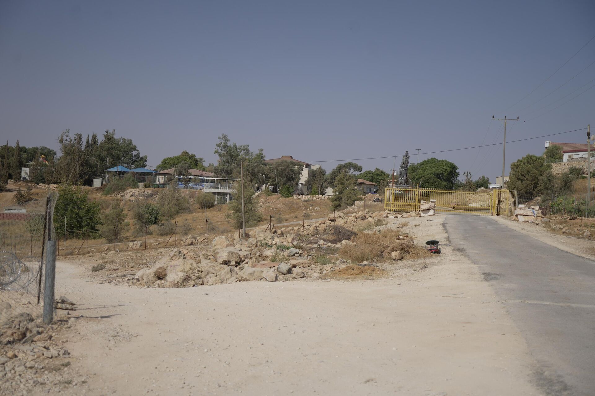 الاستيطان يلتهم التجمعات البدوية جنوبي الضفة الغربية  - سبوتنيك عربي, 1920, 20.08.2025