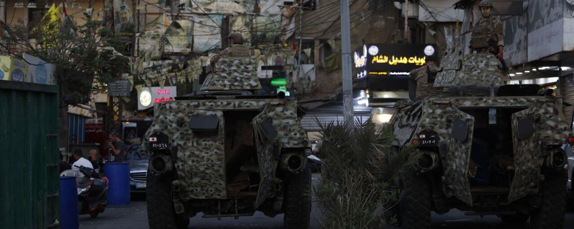 حركة فتح تسلم شاحنة محملة بالأسلحة من المخيمات الفلسطينية في لبنان إلى الجيش اللبناني - سبوتنيك عربي, 1920, 21.08.2025