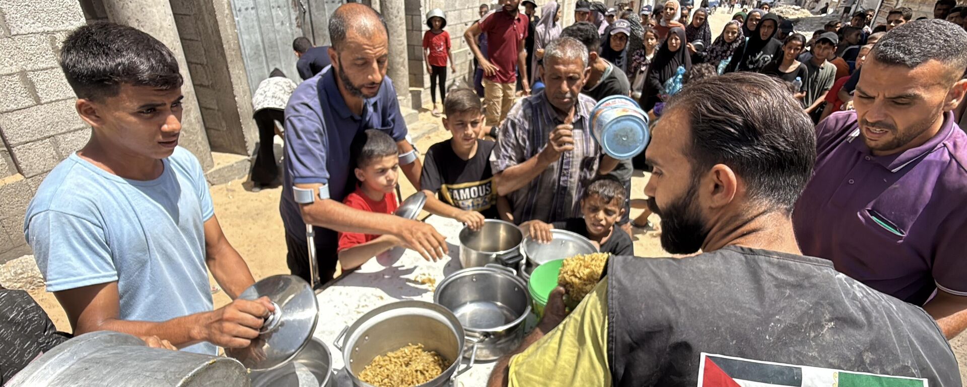 الشيشان ترسل أكثر من ألف طن من المساعدات الإنسانية إلى قطاع غزة
 - سبوتنيك عربي, 1920, 22.08.2025