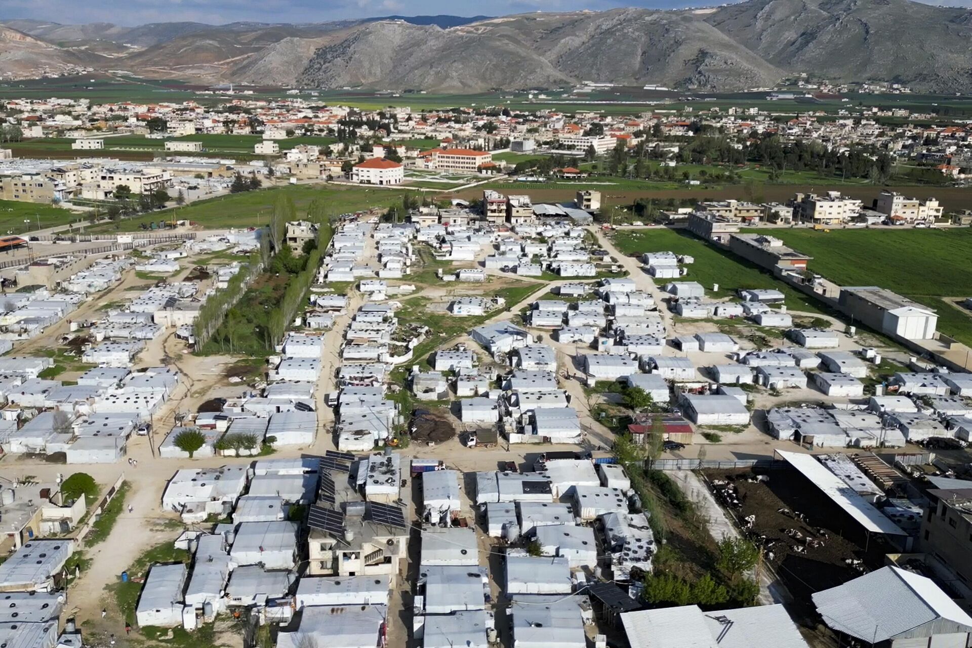 اللاجئون السوريون يستعدون للعودة إلى وطنهم - سبوتنيك عربي, 1920, 25.08.2025