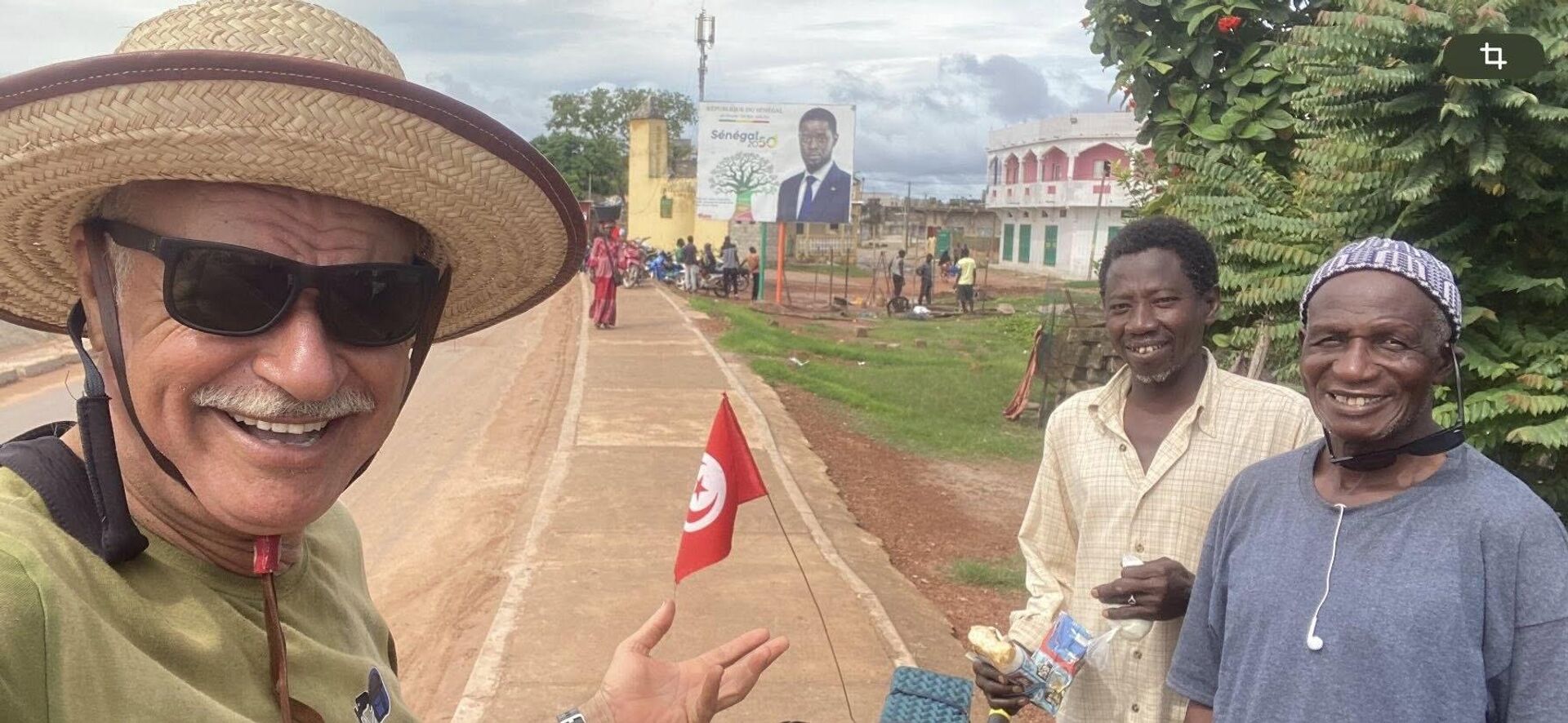 بعد تقاعده...تونسي يسافر في رحلة حول العالم على متن دراجته الهوائية بعد تقاعده...تونسي يسافر في رحلة حول العالم على متن دراجته الهوائية - سبوتنيك عربي, 1920, 26.08.2025