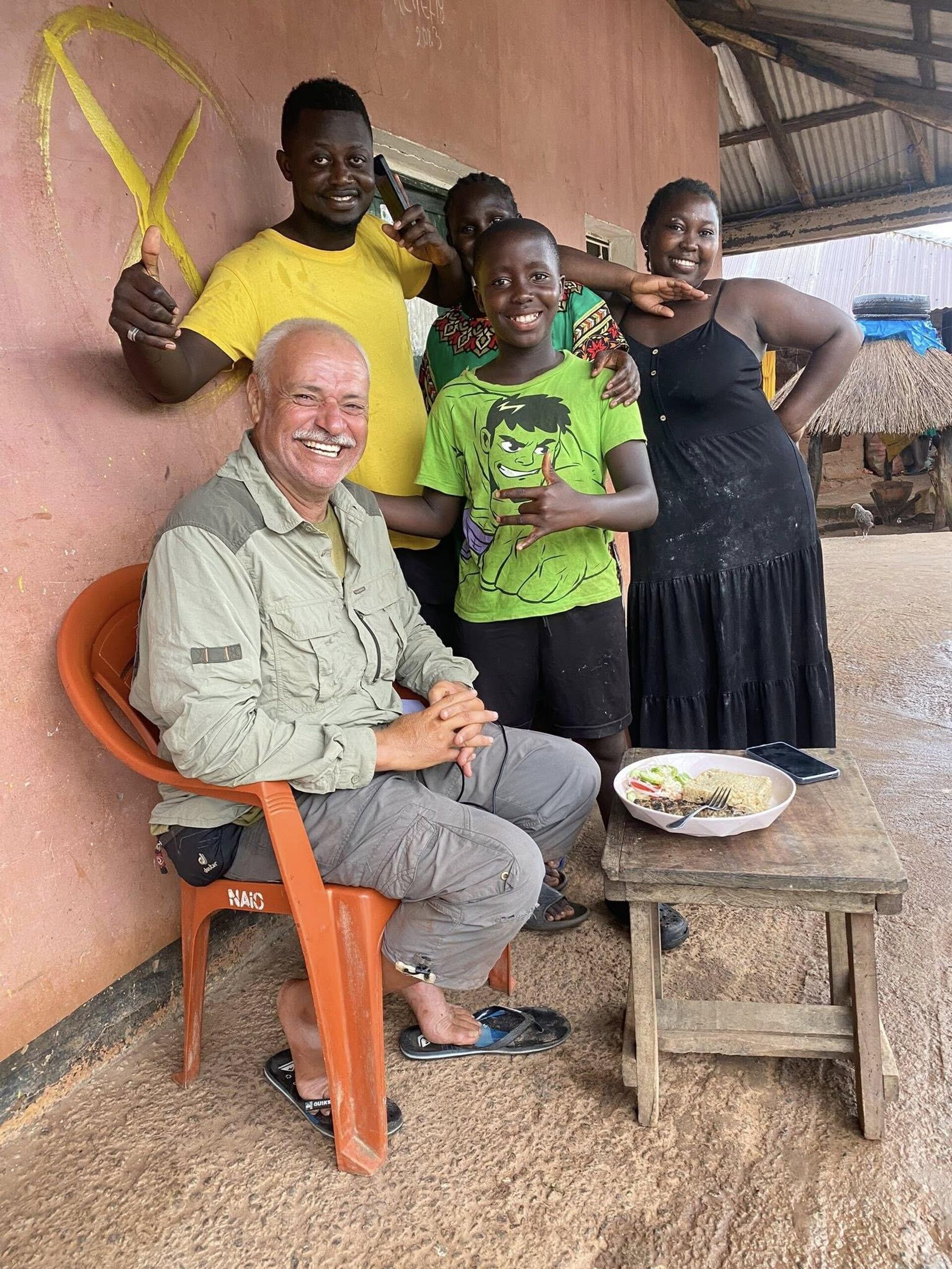 بعد تقاعده...تونسي يسافر في رحلة حول العالم على متن دراجته الهوائية بعد تقاعده...تونسي يسافر في رحلة حول العالم على متن دراجته الهوائية - سبوتنيك عربي, 1920, 26.08.2025