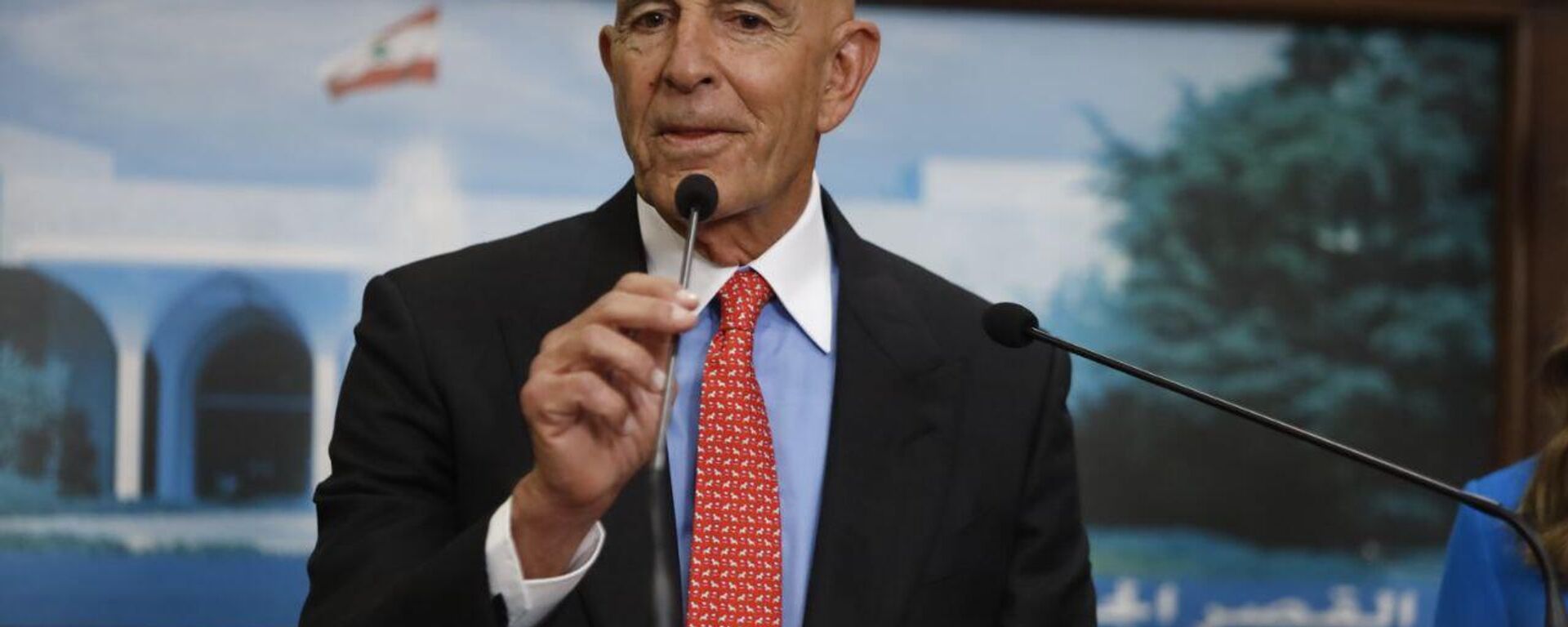 وصول المبعوث الأمريكي إلى لبنان توم باراك، ونائبته مورغان أورتاغوس - سبوتنيك عربي, 1920, 05.11.2025